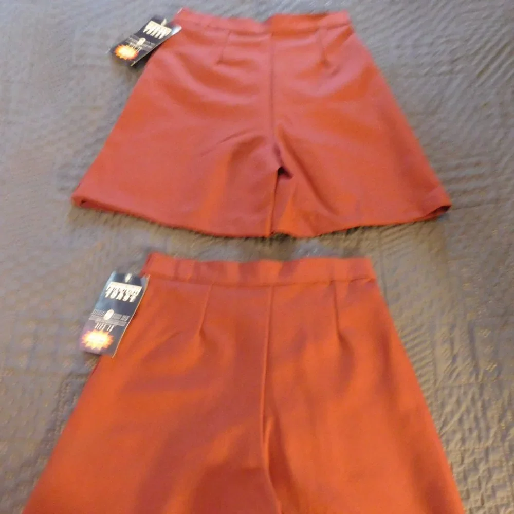 Girls Burgundy Skort Two Tab Scooter French Toast School Uniform Sizes 16 3/ 20. - Picture 7 of 8